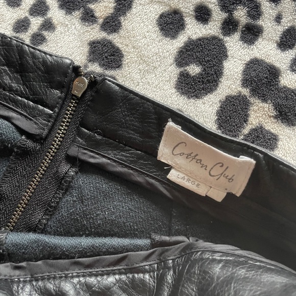 Real leather short skirt with pockets - Picture 2 of 2